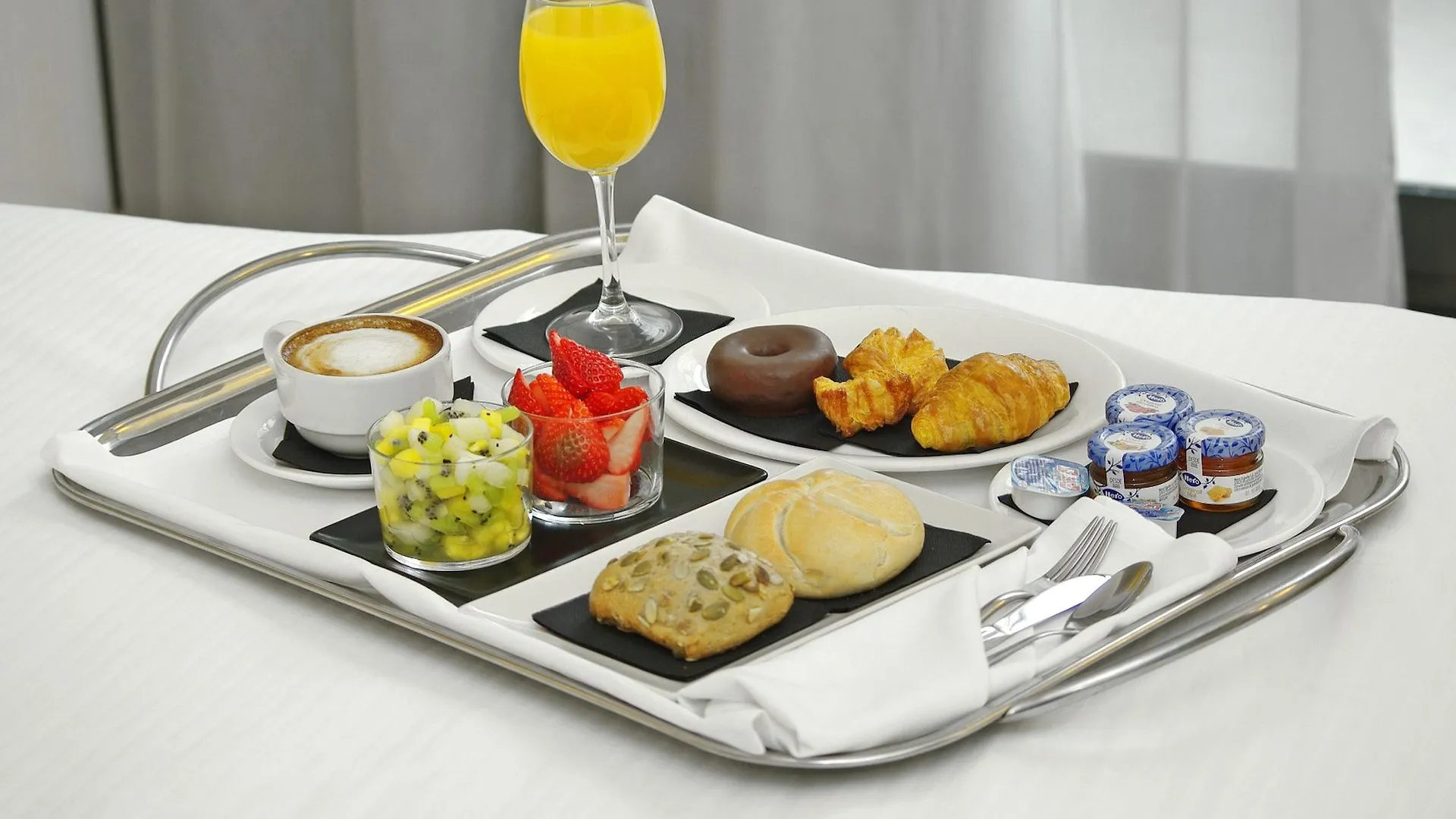 Doubletree By Hilton Girona Hotell