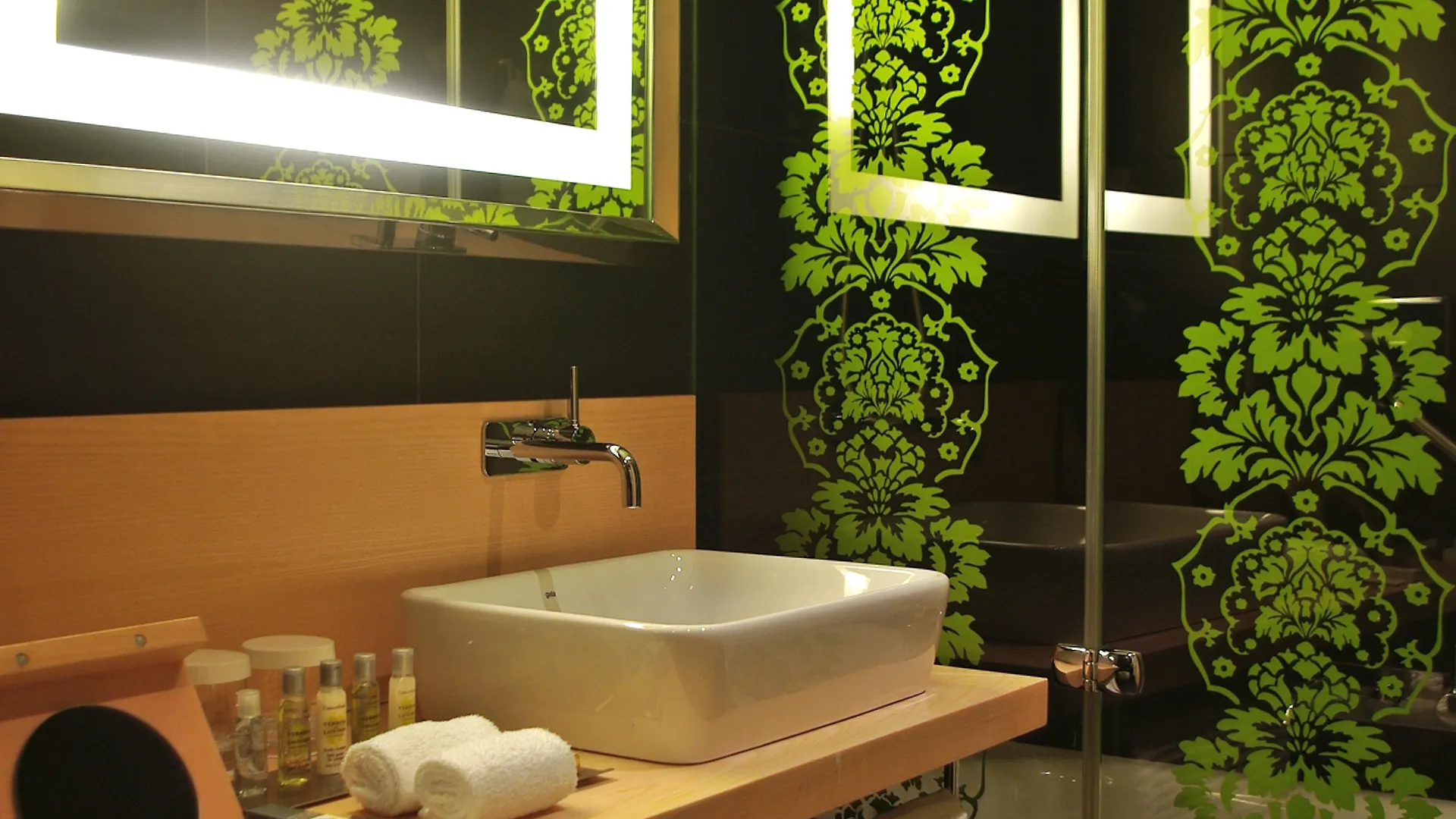 Doubletree By Hilton Girona Hotel
