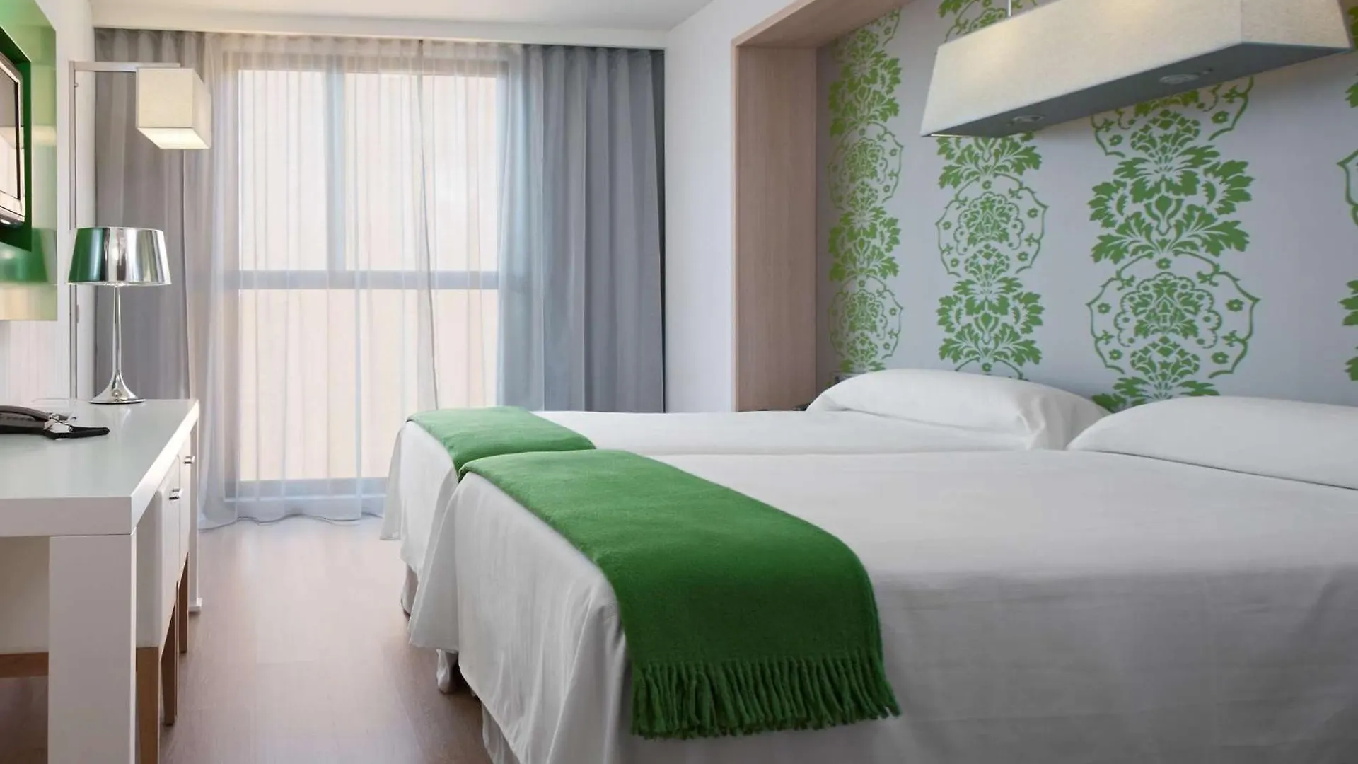 Doubletree By Hilton Girona Hotel