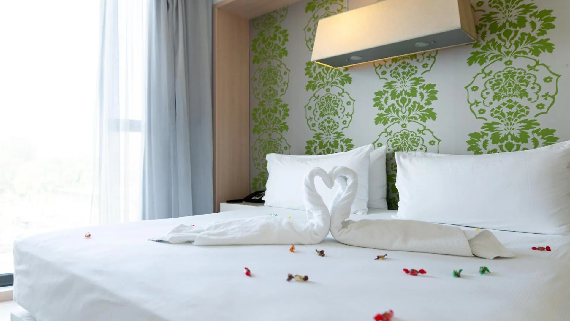 Doubletree By Hilton Girona Hotell
