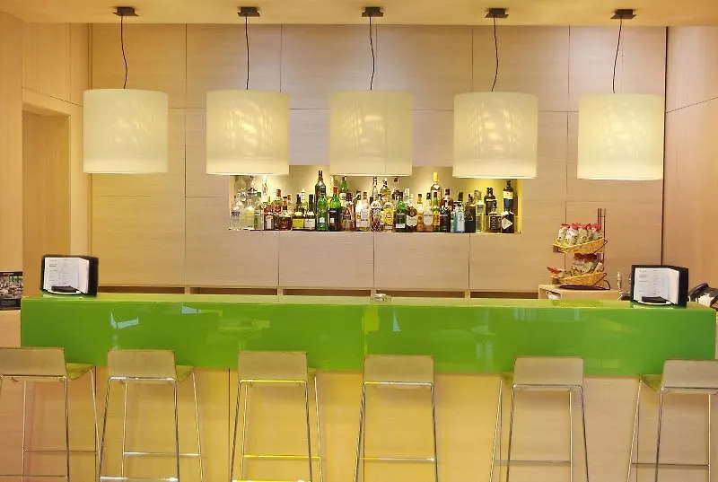 Doubletree By Hilton Girona Hotel