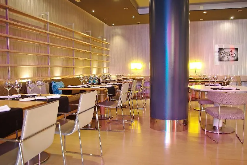 Doubletree By Hilton Girona Hotell